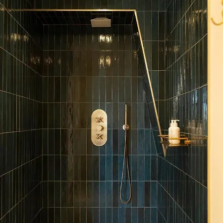 Petit Chateau Couette-café