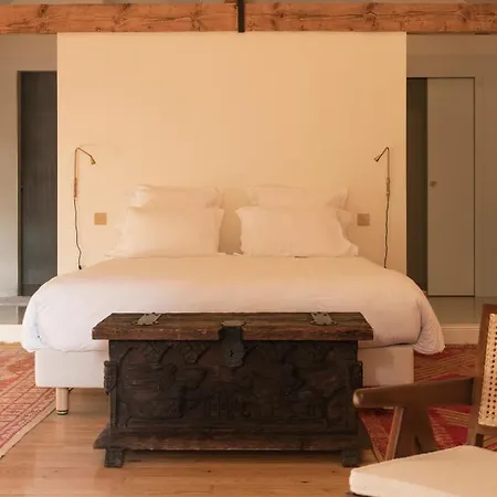 Bed and Breakfast Petit Chateau *