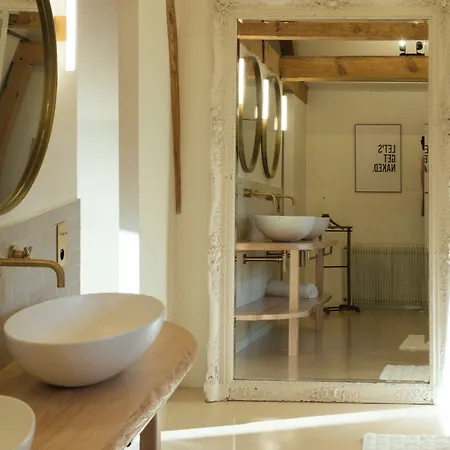 Couette-café Petit Chateau